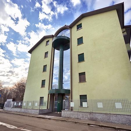 Residence La Sfera Pavia Exteriör bild
